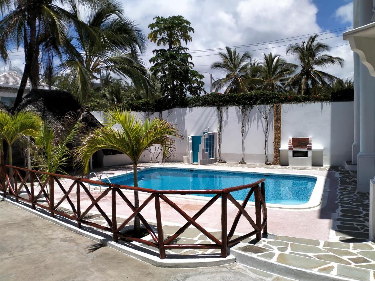 Watamu Solana Apartments Экстерьер фото