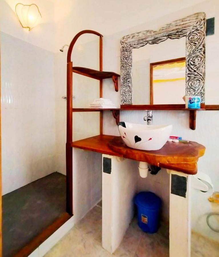 Watamu Solana Apartments Экстерьер фото