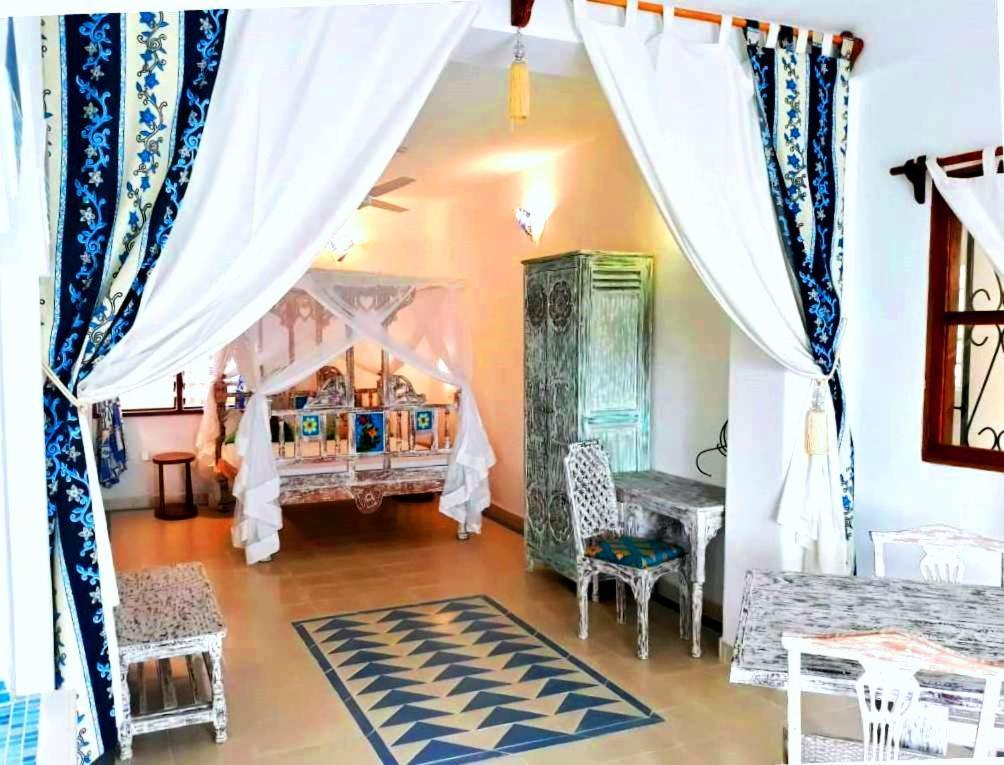 Watamu Solana Apartments Экстерьер фото